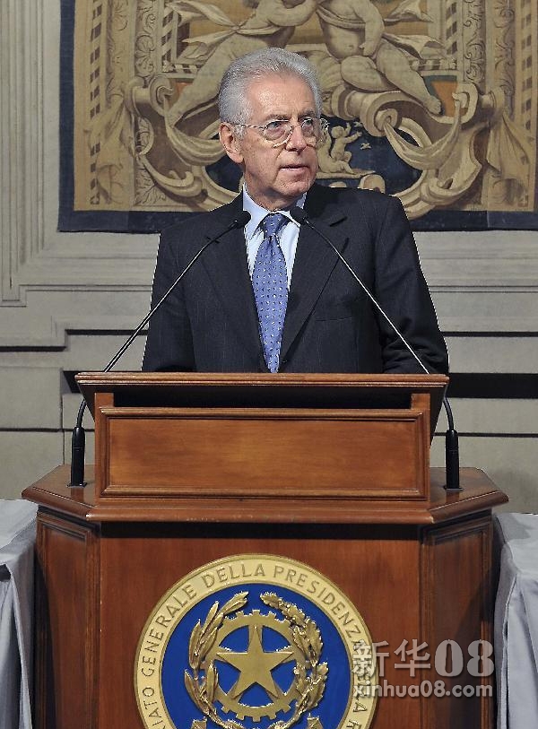 意大利总统纳波利塔诺当天任命马里奥·蒙蒂为总理,负责组建过渡政府.