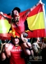 7月1日，西班牙队球迷在勃兰登堡门前的广场上庆祝西班牙队夺冠。新华社记者潘旭摄 