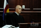 7月23日上午，负责审理科罗拉多州奥罗拉枪击案的法官在庭审现场。新华社发