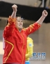   7月29日，郭文珺庆祝胜利。当日，在伦敦奥运会女子十米气手枪决赛中，中国选手郭文珺以488.1环的总成绩获得冠军。 新华社记者殷刚摄