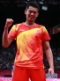 8月5日，林丹庆祝胜利。当日，在伦敦奥运会羽毛球男单决赛中，中国选手林丹以2比1战胜马来西亚选手李宗伟，蝉联奥运会男单冠军。新华社记者任正来摄