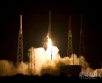 10月7日，在美国佛罗里达州卡纳维拉尔角，美国私营企业“太空探索技术公司”的“猎鹰9”号火箭发射升空。新华社/路透