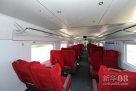 图为CRH380B型高寒动车组一等座车厢内部（10月6日摄）。新华社发（张楠摄）