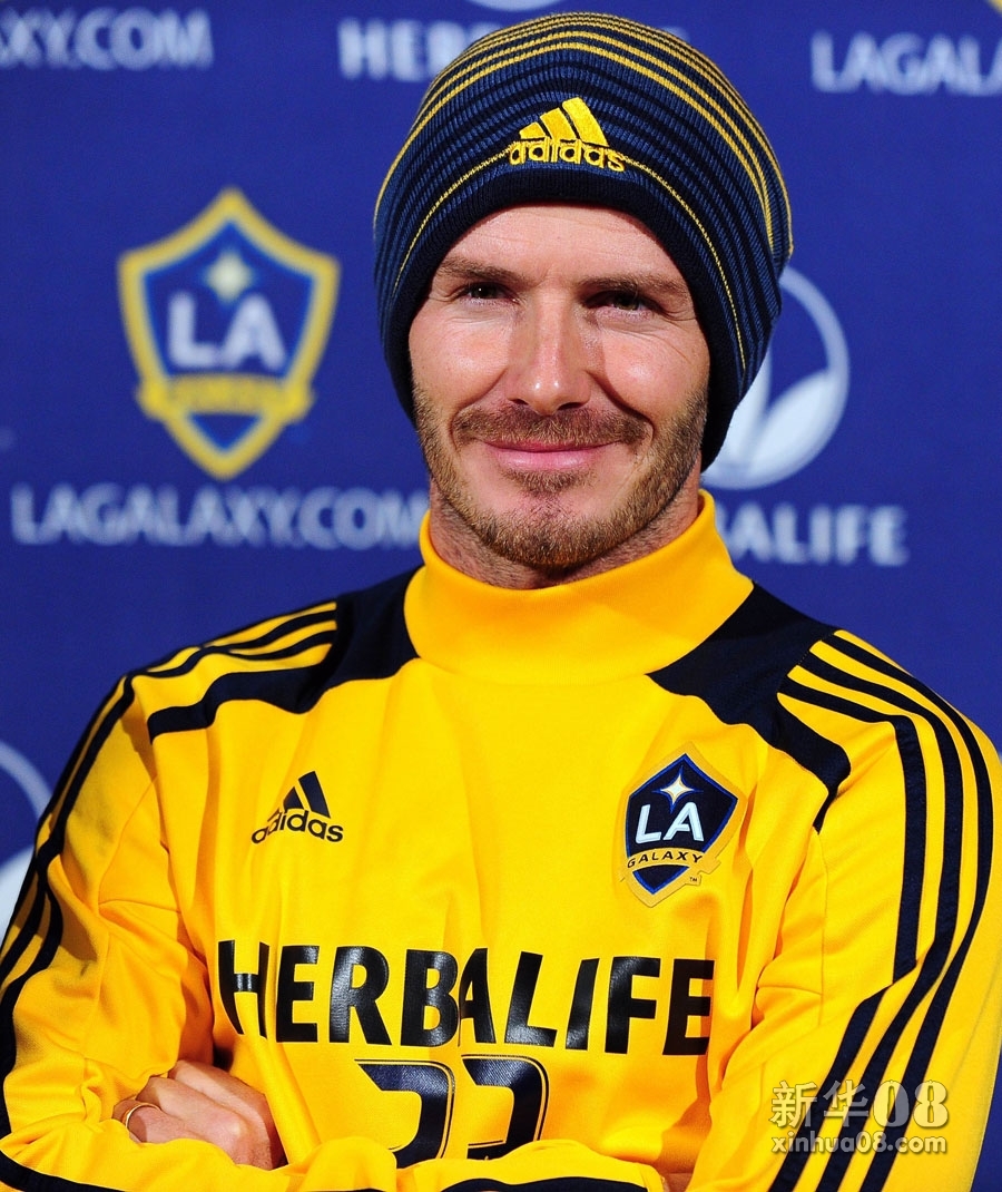 11月20日,美国职业足球大联盟洛杉矶银河队球星贝克汉姆在美国加利福