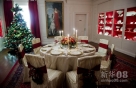 在美国华盛顿白宫瓷器室里的圣诞装饰就绪（11月28日摄）。当日，美国白宫2012年圣诞节装饰全部完成。新华社照片，法新，2012年11月29日 新华社/法新
 
