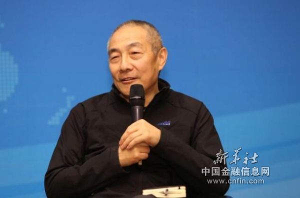 图：华大基因董事长汪建在2017-2018中国经济年会“创新引领发展”平行论坛上发言。（王吉如摄）