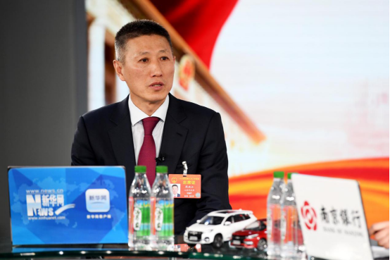 全国人大代表、烟台张裕集团有限公司董事长周洪江做客新华网2019全国两会特别报道1