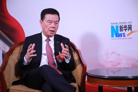 全国人大代表、广汽集团党委书记、董事长曾庆洪接受新华网专访。新华网 朱皓 摄