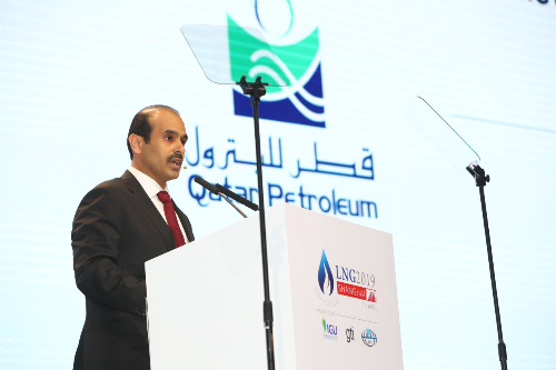 图为卡塔尔能源事务部部长SaadSherida Al-Kaabi在LNG2019上演讲