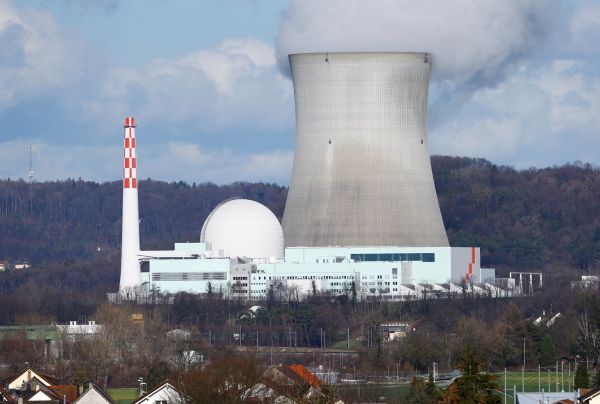 瑞士莱布施塔特附近的一座核电站。（路透社）