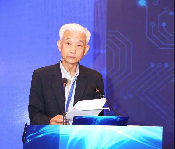 中国标准化协会副理事长杨泽民