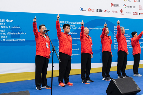 广汽本田2019杭州马拉松鸣枪开跑