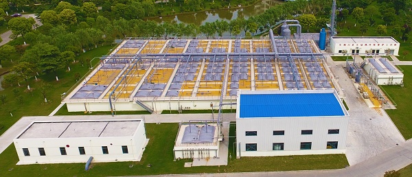 海慈药业6000多平方米的污水处理池