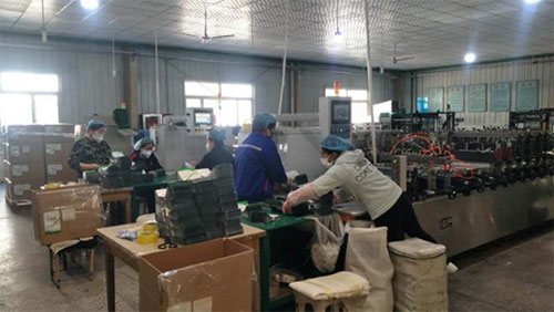 中盐宁夏金科达印务公司开足马力支援防疫保供应.jpg 中盐宁夏金科达印务公司开足马力支援防疫保供应.jpg