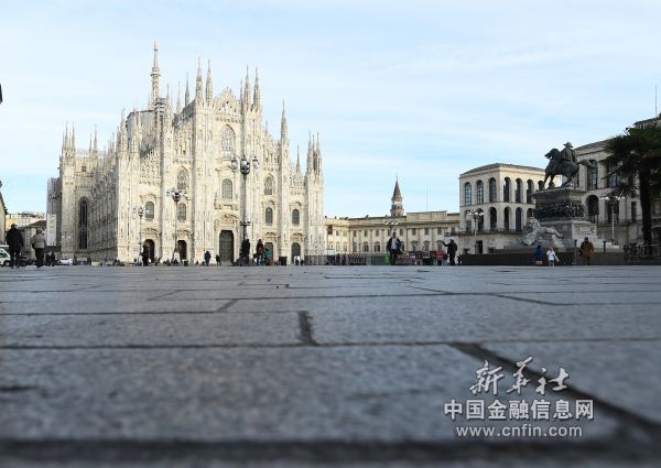 3月10日，在意大利米兰，米兰大教堂前游客稀少。
