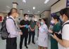 中国医疗专家组密集调研老挝抗疫医院和实验室