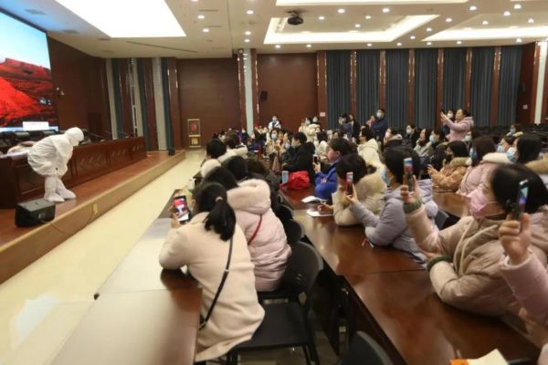 向长治父老报告2